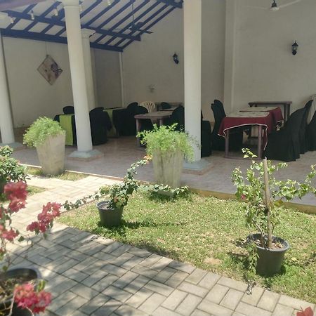 נגומבו Blue Bell Hotel מראה חיצוני תמונה