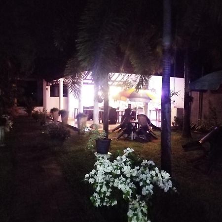 נגומבו Blue Bell Hotel מראה חיצוני תמונה